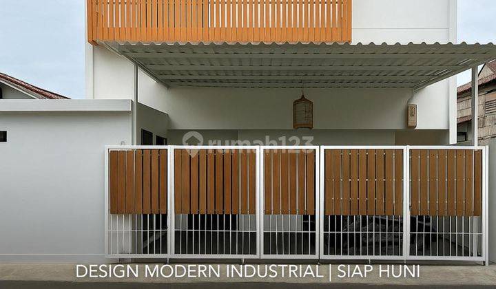 Rumah Strategis Dua Lantai Siap Huni Di Pancoran 1