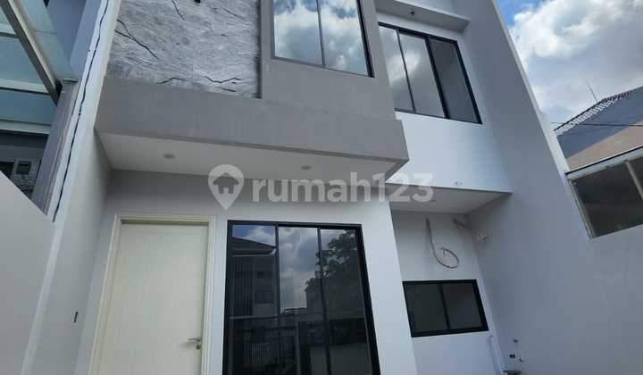 Rumah Baru Galaxy Bumi Permai Surabaya Pondasi Tiang Pancang 1