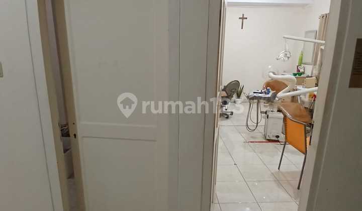 2 OLD HOUSES MOJO, DHARMAHUSADA SURABAYA, WIDTH 20, NEAR GALAXY MALL 2