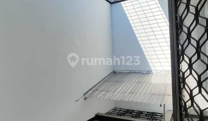 Buyer Only, Simpang Darmo Permai Baru Renovasi Bgs Skali 2