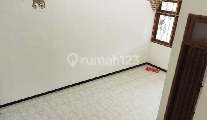 Buyer Only, Simpang Darmo Permai Baru Excellent Renovation