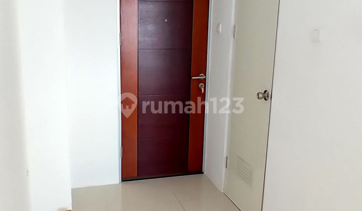 ONLY BUYER Gunawangsa Tidar Tower B Floor 21 View Pool Suramadu