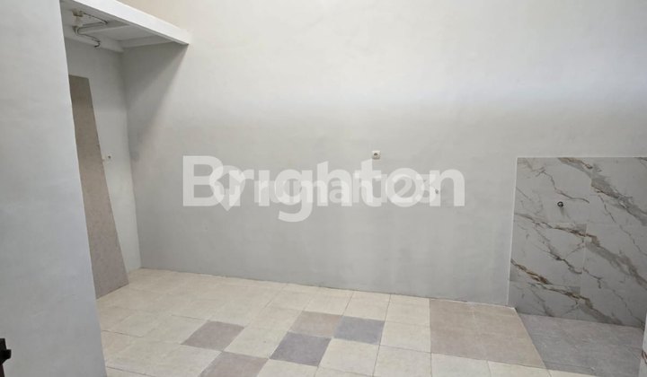 1 STORY HOUSE, BABATAN BEACH, READY TO OCCUPY, MAIN ROAD NEAR KENJERAN. 2