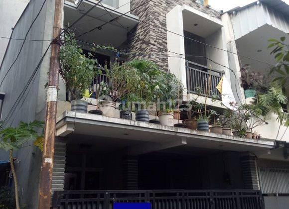 Rumah Bangunan 2 Lantai Pademangan Dengan Luas 67,5m Hadap Barat Daya Masih Masih Bagus Dan Layak Huni 10