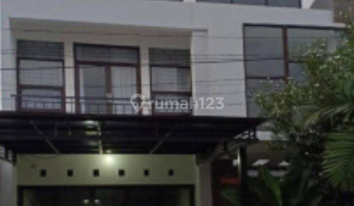 Dijual Rumah Minimalis Kemang Prtama Golf  1