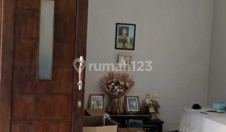 Rumah 2 Lantai Jual Cepat 2
