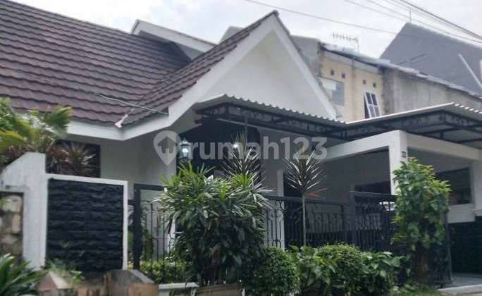 Ready-to-Occupy House in Pondok Pekayon Indah 2