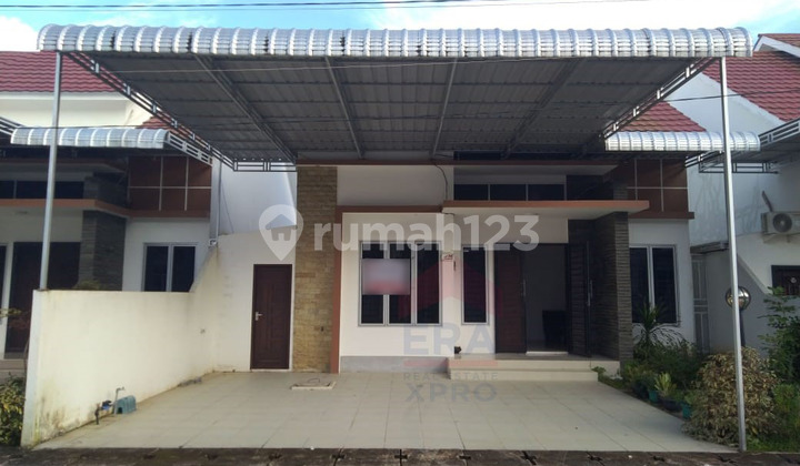 Ready-to-Occupy House in Pontianak City, Kapur Village