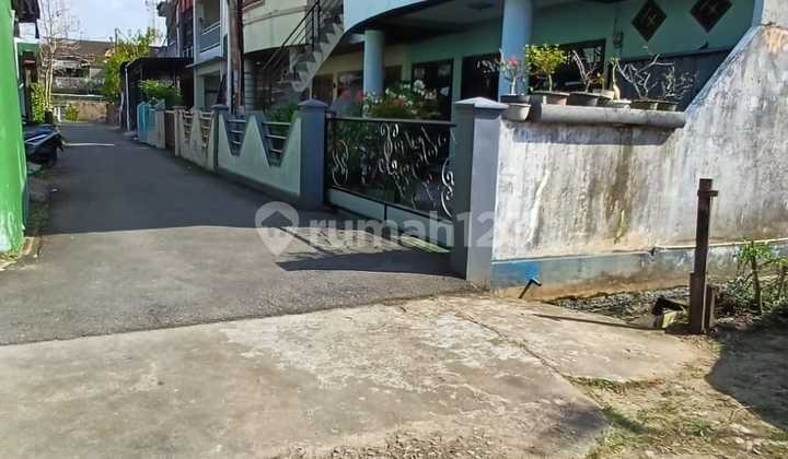 Large Land + Building in Pontianak City, Jl. Meranti 9 Large Land + Building in Pontianak City, Jl. Meranti 9