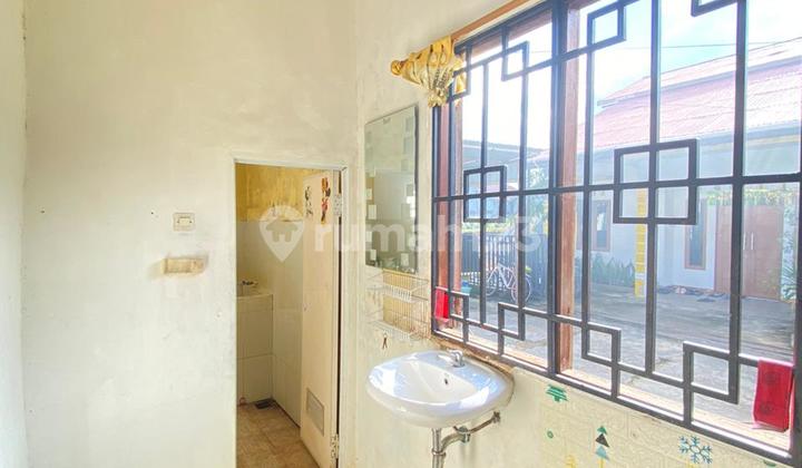 Strategic Furnished House in Pontianak City, Jl. Parit Haji Muksin (Hosana Victory Complex)