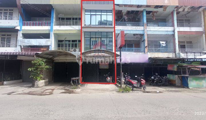 Ruko Siap Pakai Lokasi Strategis Tengah Kota di Hijas  1