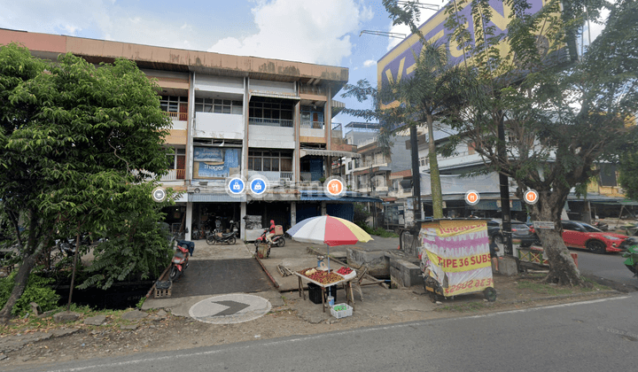 Ruko Strategis Yang Cocok Untuk Usaha di Tepi Jalan Gajahmada 2