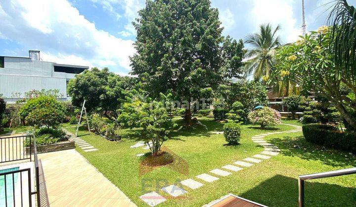 Rumah Mewah Kawasan Elit Kota Fully-Furnished Siap Huni di Dr. Ismail 2