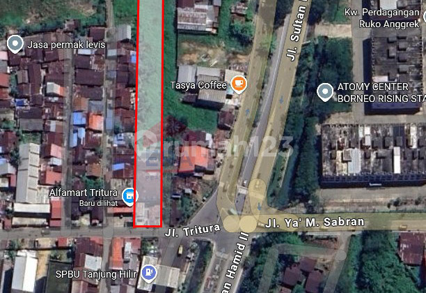 Tanah Kawasan Ramai Akses Mudah Perempatan Jalan Raya di Tritura