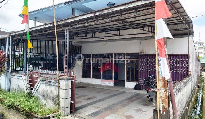 Rumah Sewa 2 Lantai Kondisi Terawat di Cendana 1