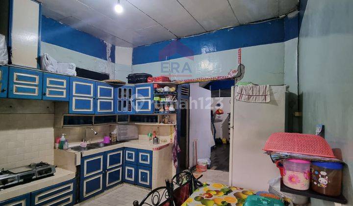 Ruko 2 Lantai dengan Kelebihan Tanah Panjang di Jl. Ketapang, Pontianak 2