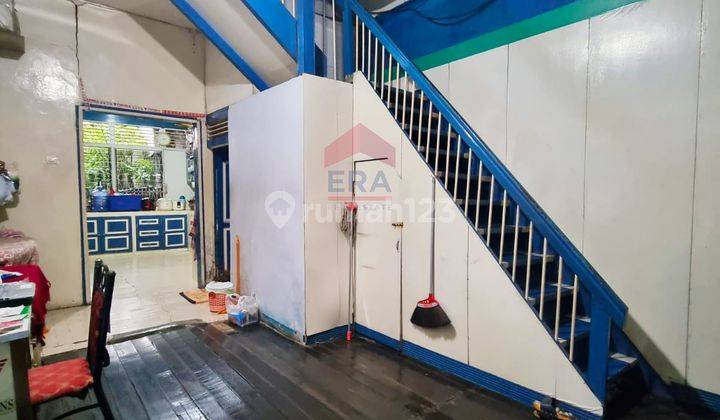 Ruko 2 Lantai dengan Kelebihan Tanah Panjang di Jl. Ketapang, Pontianak 1