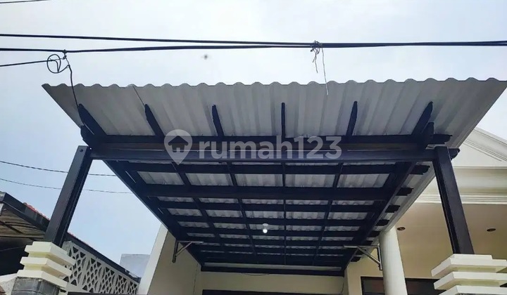 Newly Renovated Jemursari House Ready to Occupy, Wide Street Row, A Step Away from Jemursari Main Road 2