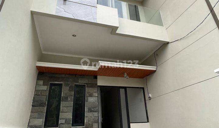 Rumah Baru Minimalis Mulyosari Surabaya Timur, Row Jalan Lebarr, Dekat Pakuwon City Mall 2