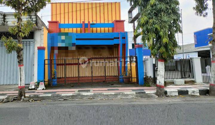 Ruko Kota Blitar, Jalan Utama, Lokasi Ramai, Jalan Besar 2 Arah 1