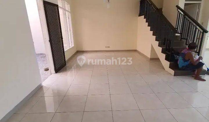 Rumah Graha Santoso Terawat Siap Huni, Hadap Favorit, Strategis 2