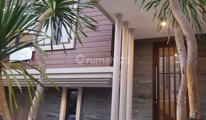 Rumah Dijual Araya Surabaya Minimalis Tropical, Perumahan Galaxy Bumi Permai One Gate System, Baru Gress Langka 2