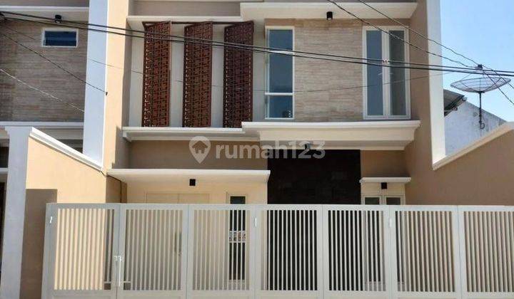 Sisa 1 Unit, Rumah Dijual Manyar Kerto Baru Gress, Minimalis 1