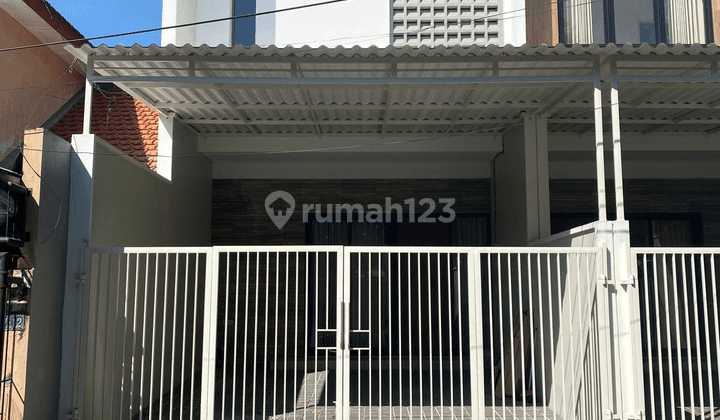 Turun Harga, Rumah Rungkut Baru Gress, Full Furnished, Minimalis 1