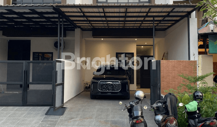 Langka hanya 1 unit, Jarang ada, Rumah Baru gress Minimalis, Kendangsari, cocok untuk rumah tinggal atau kantor, dekat Raya Kendangsari dan Jemursari 1