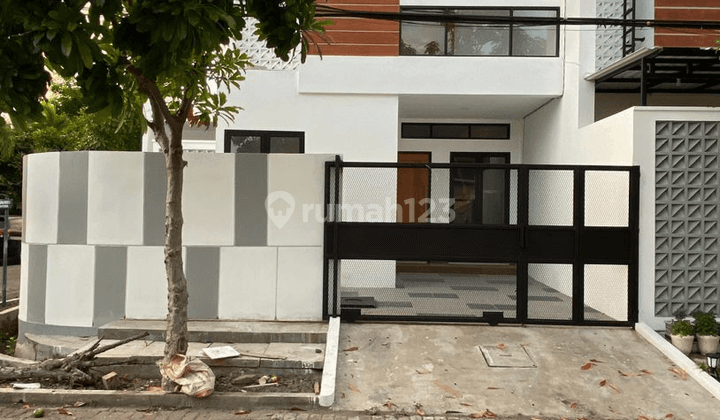 Rumah Daerah Kenjeran, Model Scandinavian, Baru Gress 2lt 1M an 1