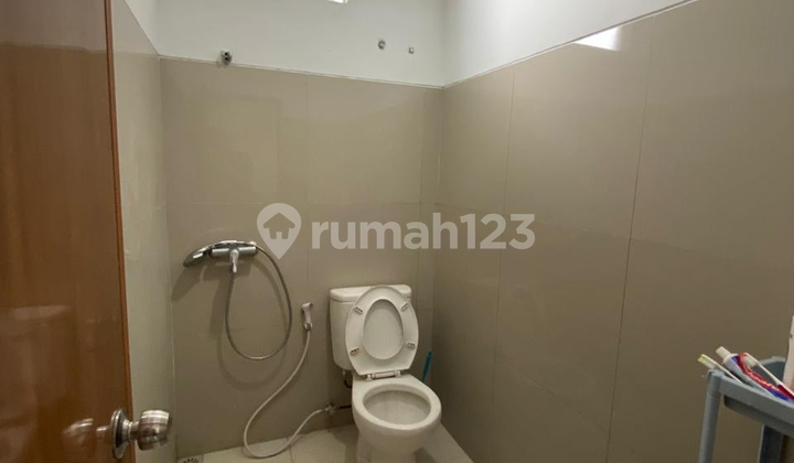 Fully Occupied Active Boarding House in Dharmahusada, East Surabaya 2