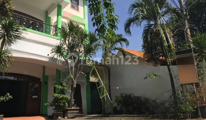 For Sale, Ready-to-Operate Building, Downtown on Achmad Jais Street 1