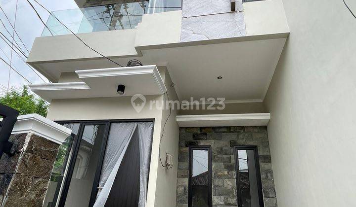 Rumah Baru Minimalis Mulyosari Surabaya Timur, Row Jalan Lebar, Dekat Pakuwon City  2