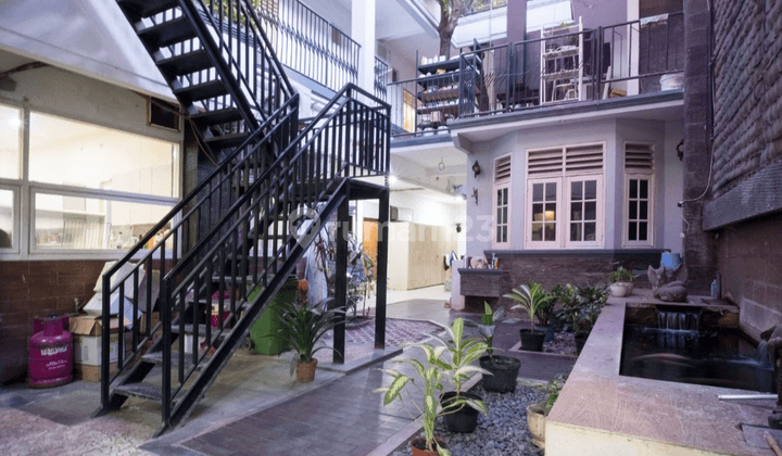 Rumah Tengah Kota di Trunojoyo, Bisa Untuk Komersial, Siap Pakai 2