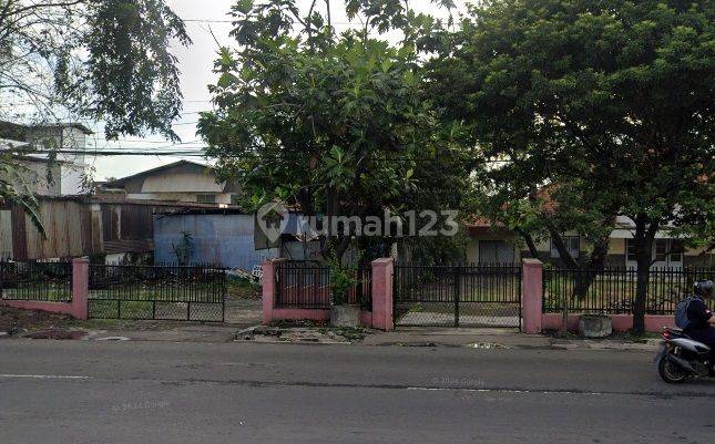 Jual Tanah + Bangunan Raya Mastrip, Bisa Untuk Gudang Atau Usaha 1