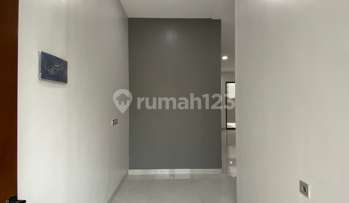 Rumah Modern Style, High Quality, Baru Gress 2lt Di Manyar Jaya 2