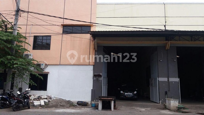 Dijual / Disewakan Pergudangan Tritan Taman Sidoarjo Ada 2 Unit Jejer