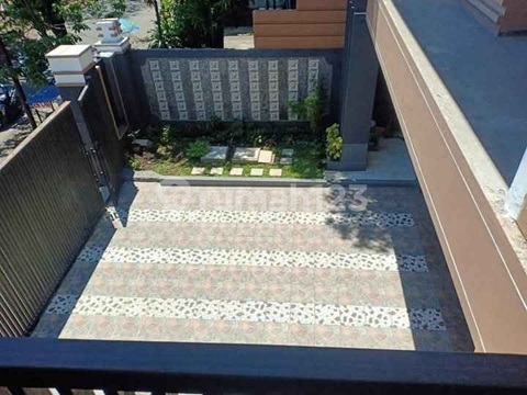 Ketintang Madya 2 Lantai Terawat Siap Huni Dekat Kampus Unesa 2