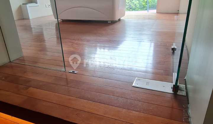 For Sale 3-Storey Shop House in Villa Bukit Mas Suitable for Business, Office, or Clinic 2