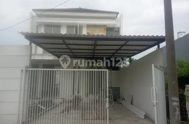 Rumah Minimalis Baru Gress Tenggilis Mejoyo, Siap Huni, Strategis Dekat Kampus Ubaya