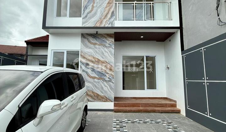 New Luxury House on Palagan Street Km 8 Near Hyatt Hotel Yogyakarta 2
