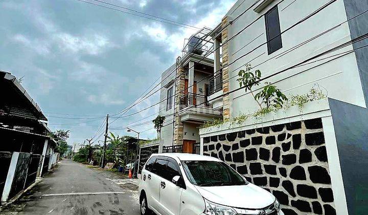 Kost Ekslusif Full Furnished Strategis Dekat Kampus Uii Jakal Yogyakarta 2