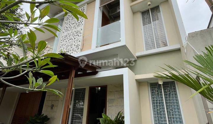 Rumah Mewah Di Dalam Perumhan Greenhills Dekat Kampus Ugm 2