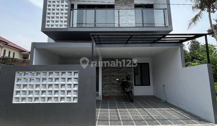 Rumah Baru Dua Lantai Akses Jalan Lebar Di Plosokuning Minomartani Sleman 1