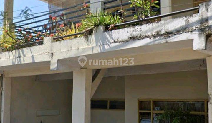 Rumah tua di pusat kota Garut 6
