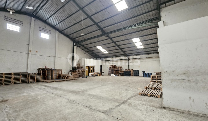 Disewa Gudang Jl. Sadang Tki Bandung Gudang di Taman Kopo Indah