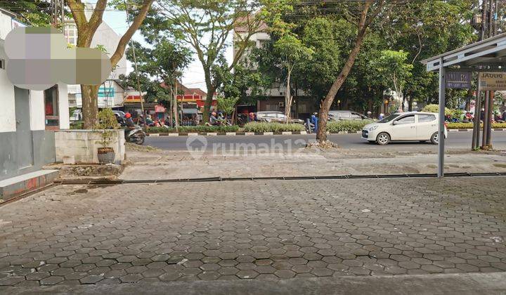 Disewakan Ruang Usaha Ex Resto Jl. Pelajar Pejuang Lingkar Selatan Bandung 1