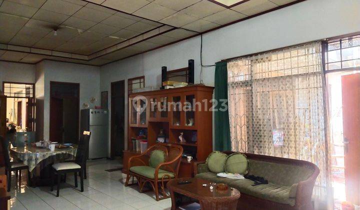 Dijual Rumah Pusat Kota Sayap Jl. Lengkong Besar Bandung 2