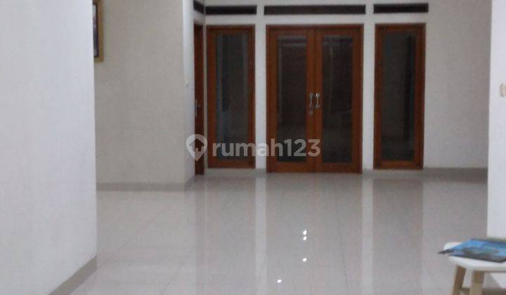 Dijual rumah bagus dan modern di taman kopo indah 3 bandung 2