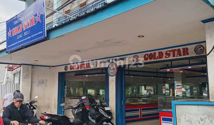 Strategic Shop House For Sale Near Kordon Market, Margacinta, Bandung 2